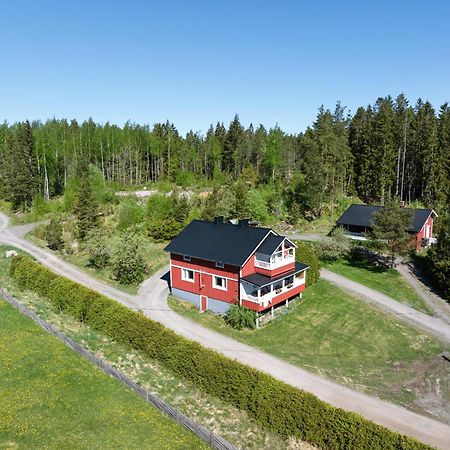 Lomahyppaeys Villa Наантали Екстериор снимка