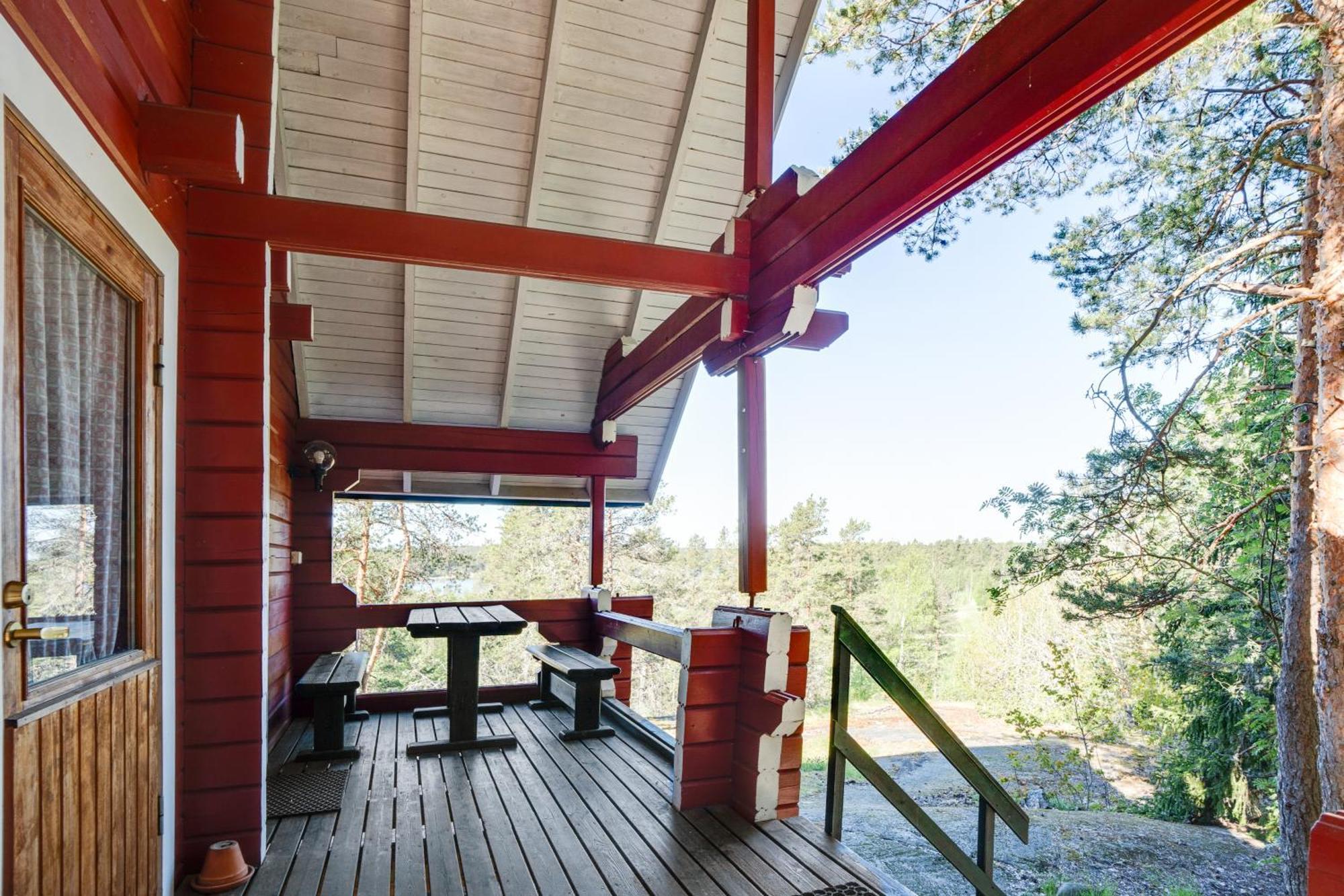 Lomahyppaeys Villa Наантали Екстериор снимка
