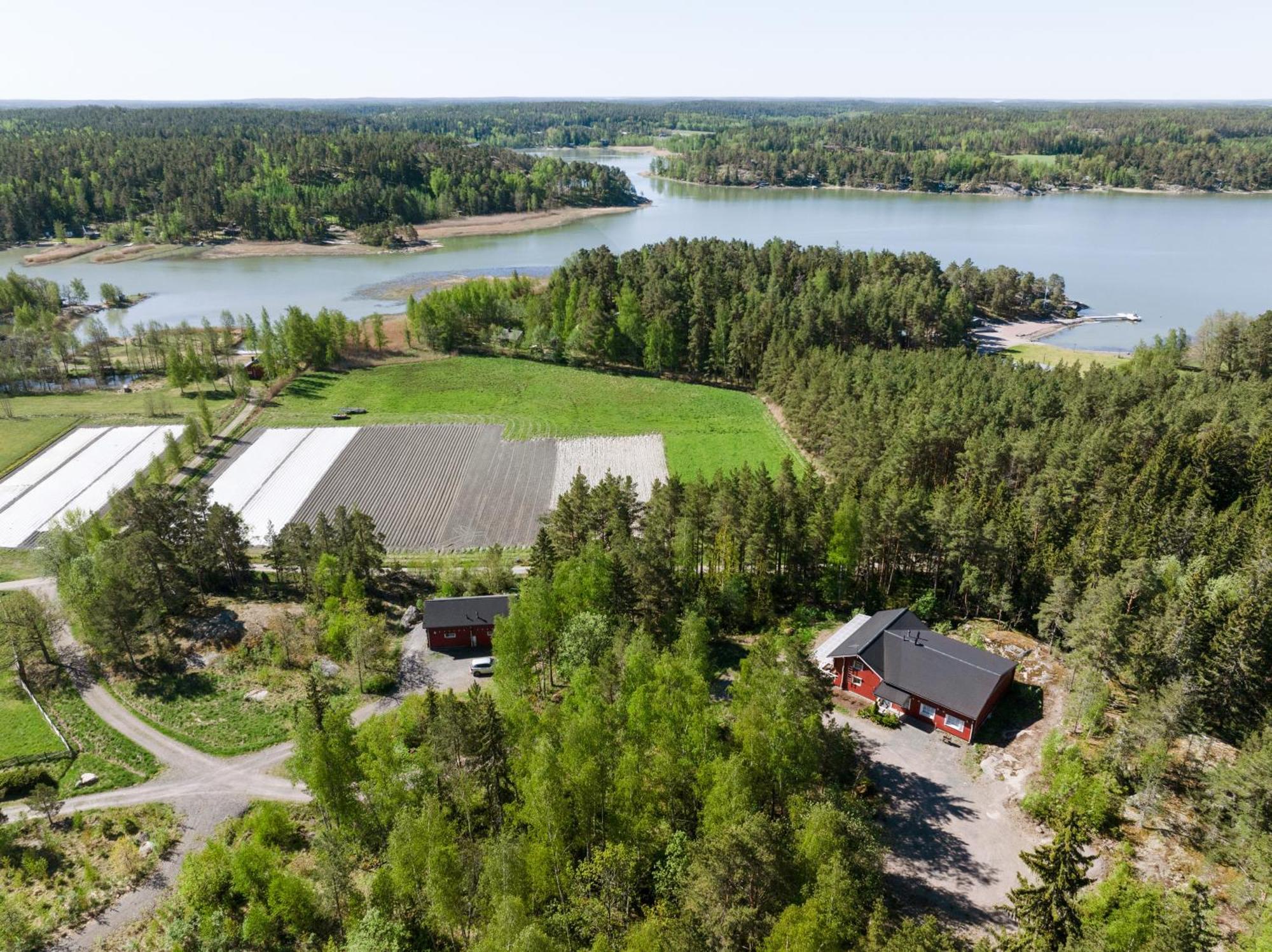 Lomahyppaeys Villa Наантали Екстериор снимка