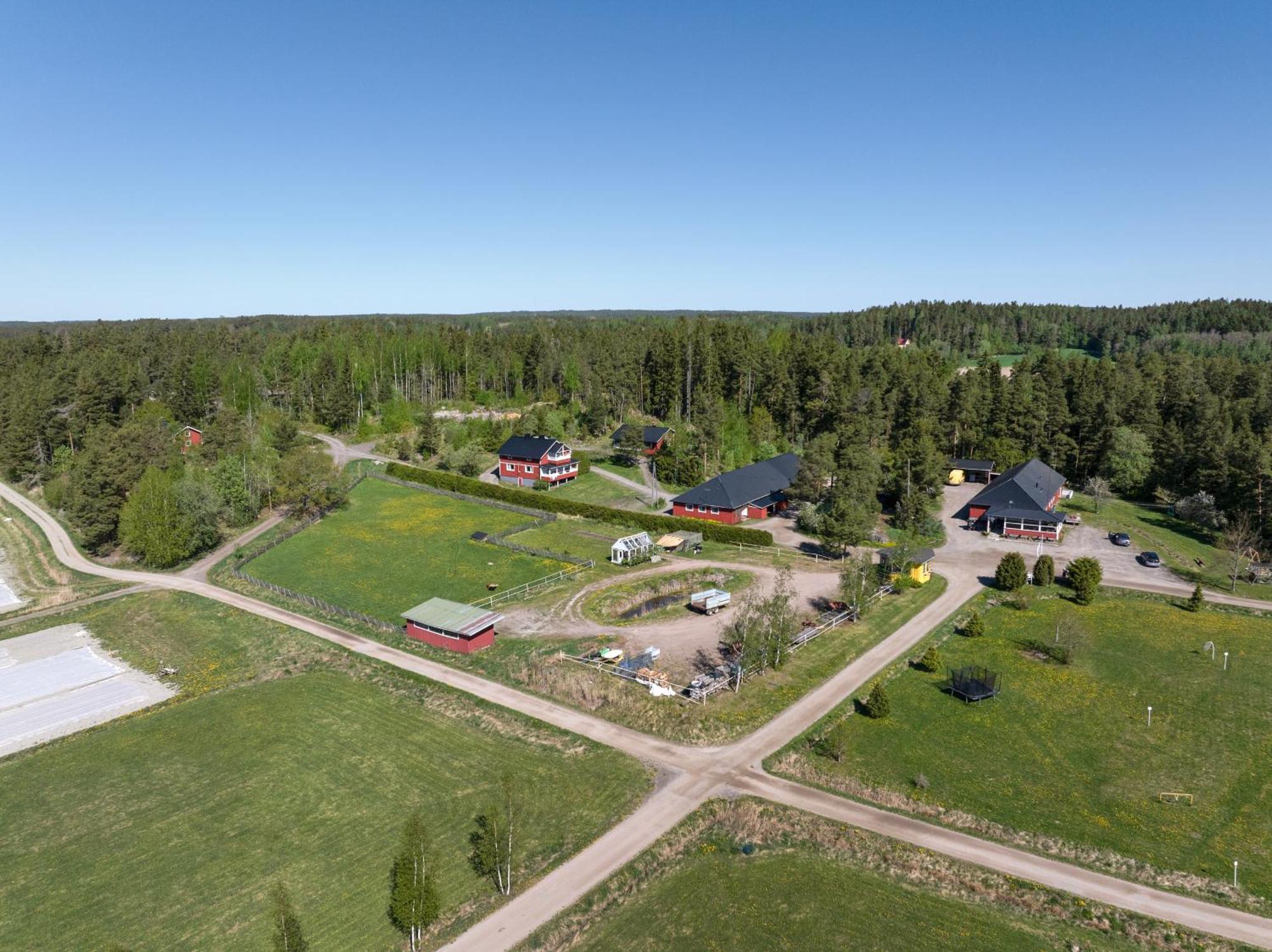 Lomahyppaeys Villa Наантали Екстериор снимка